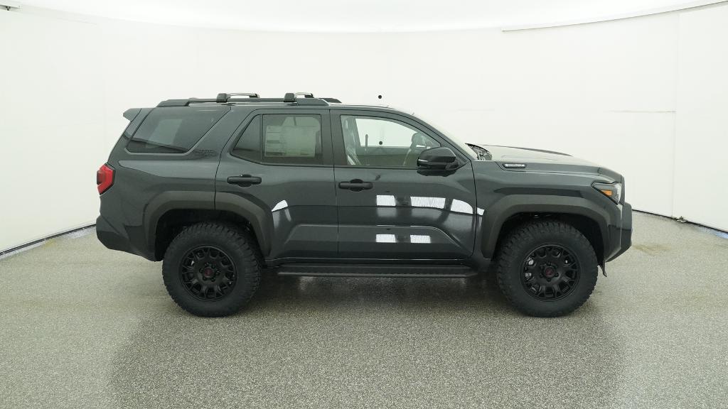 2025 Toyota 4Runner TRD Off-Road Premium photo 2