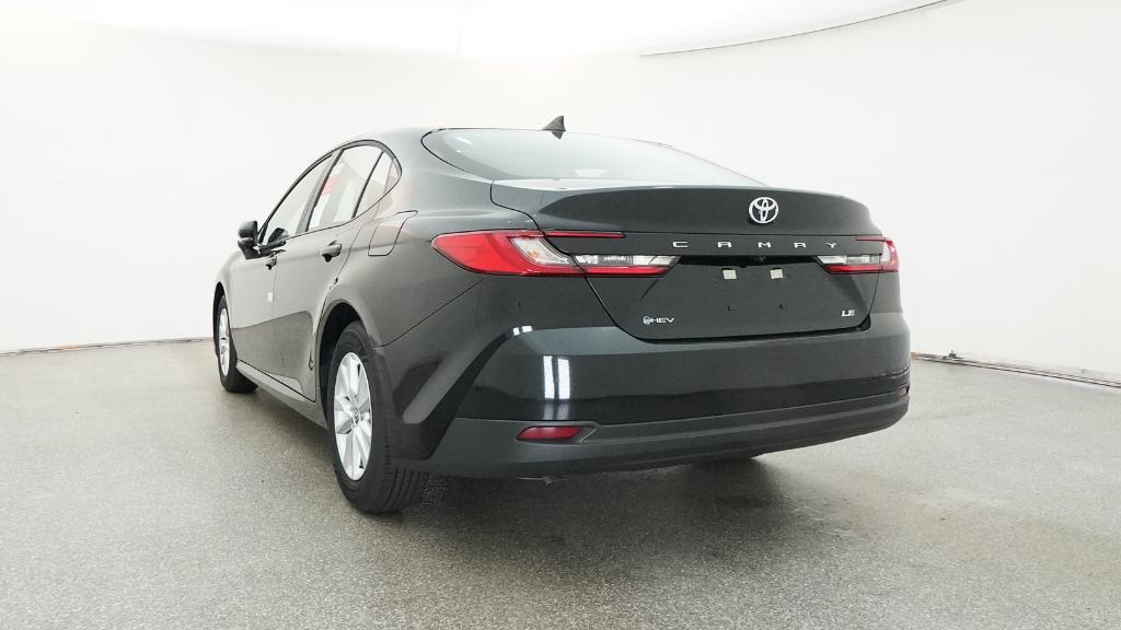 2026 Toyota Camry LE photo 3