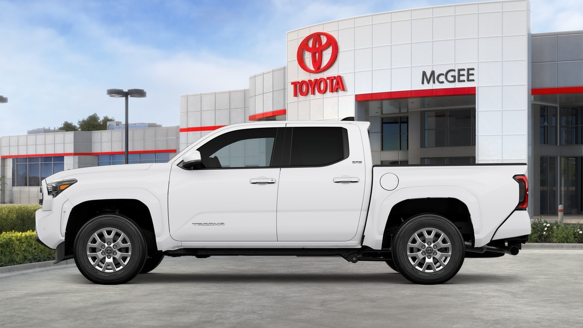 2026 Toyota Tacoma SR5 - Photo 32
