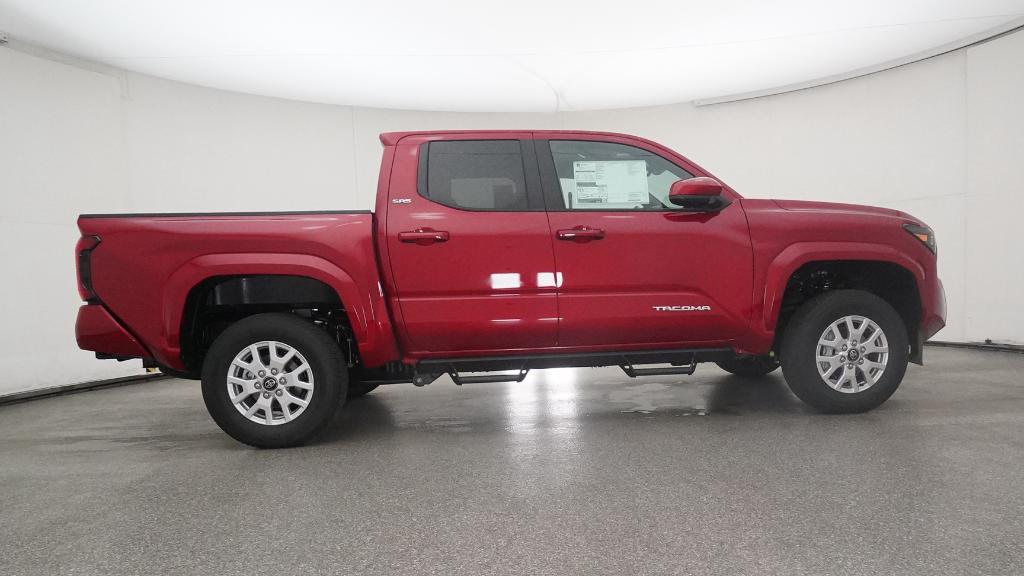 2025 Toyota Tacoma SR5 photo 2