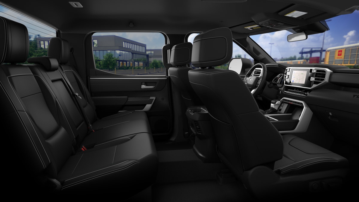 2025 Toyota RAV4 XLE Premium - Photo 22