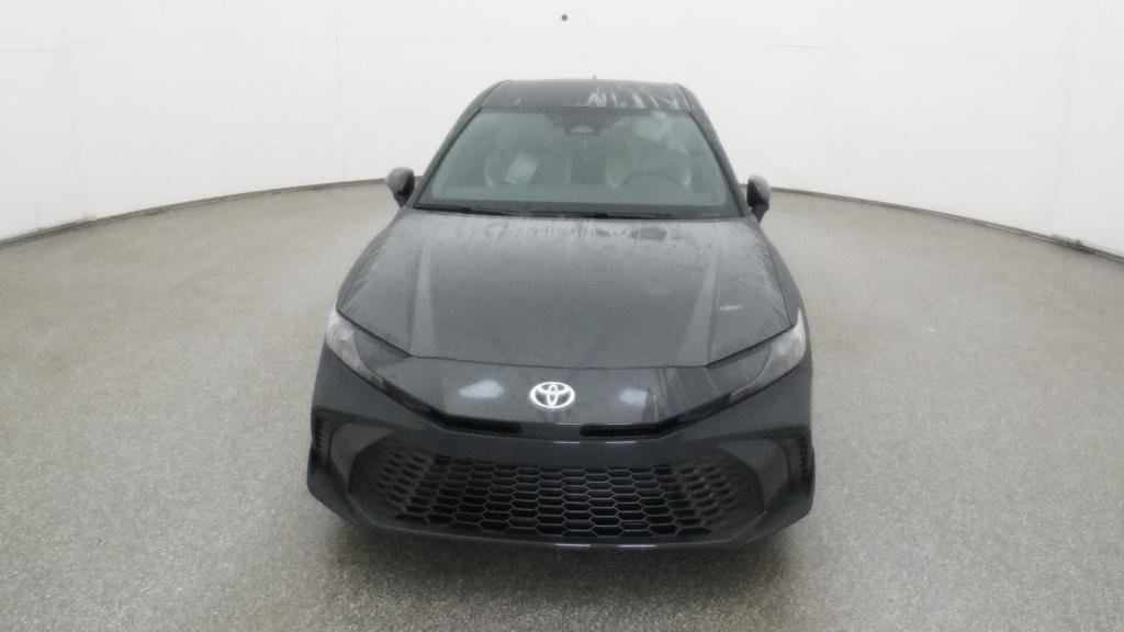 2026 Toyota Camry SE photo 4