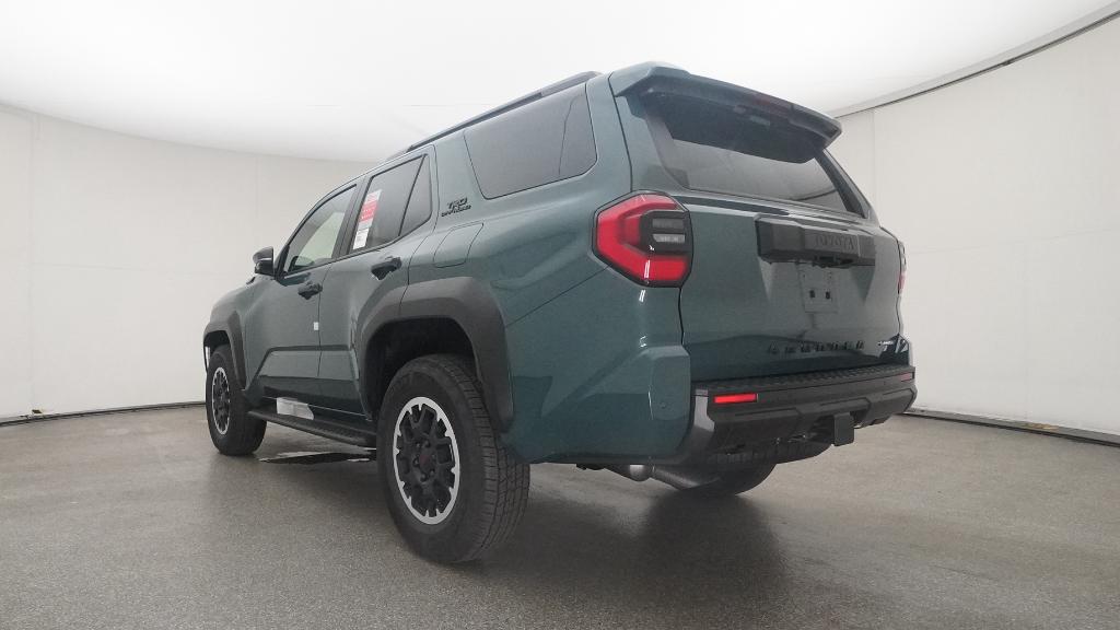 2025 Toyota 4Runner TRD Off-Road photo 2