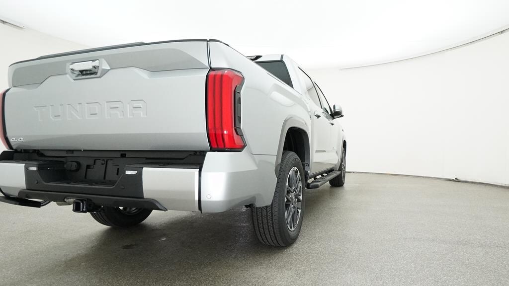 New 2025 Toyota Tundra Limited LIMITED CREWMAX 5.5
