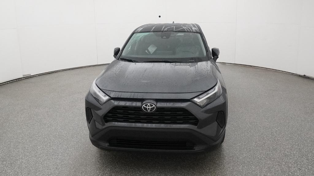 2025 Toyota RAV4 LE photo 4