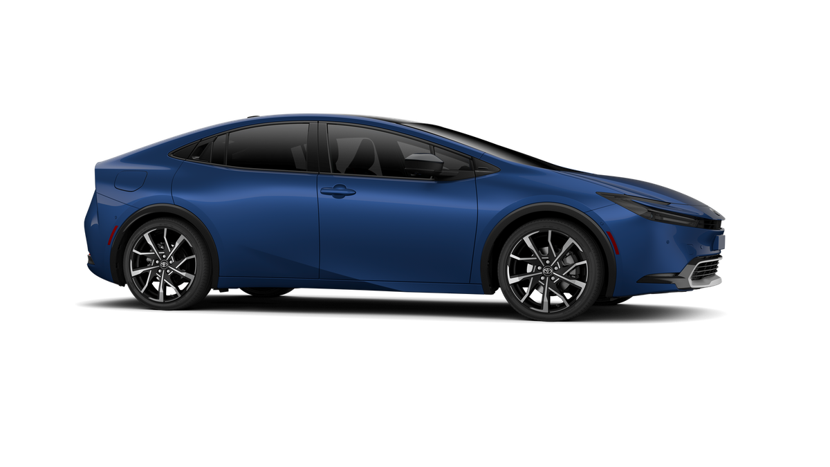 2026 Toyota Prius Plug-in Hybrid XSE Premium - Photo 13