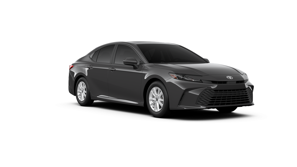 2025 Toyota Camry LE - Photo 15