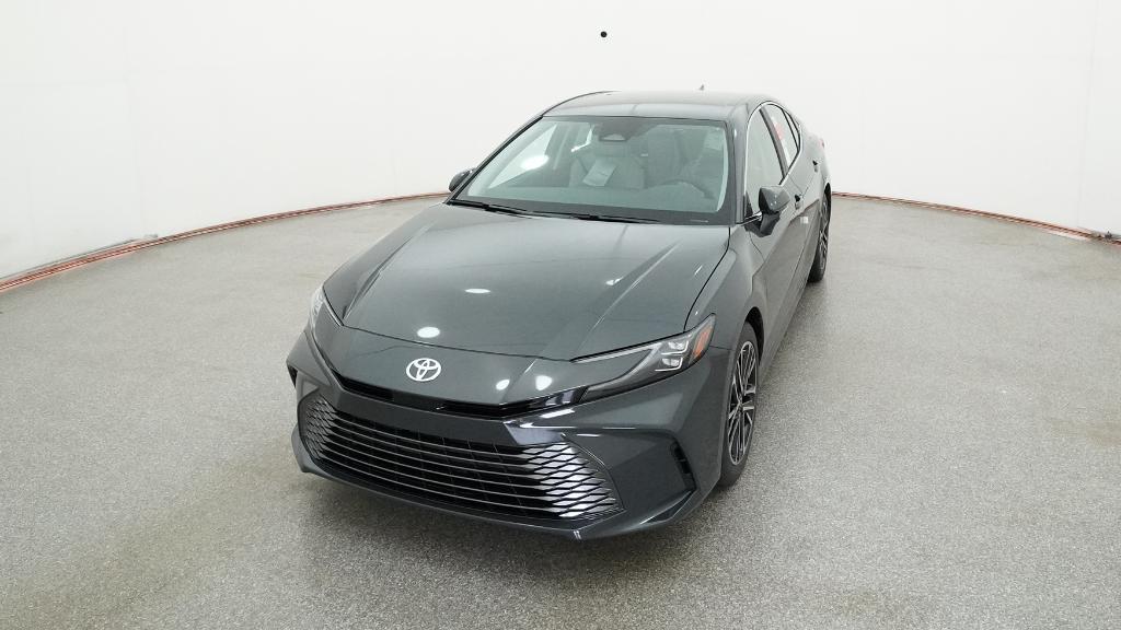 2026 Toyota Camry XLE photo 4