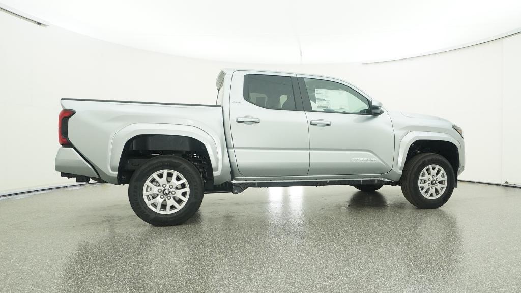 2025 Toyota Tacoma SR5 - Photo 53