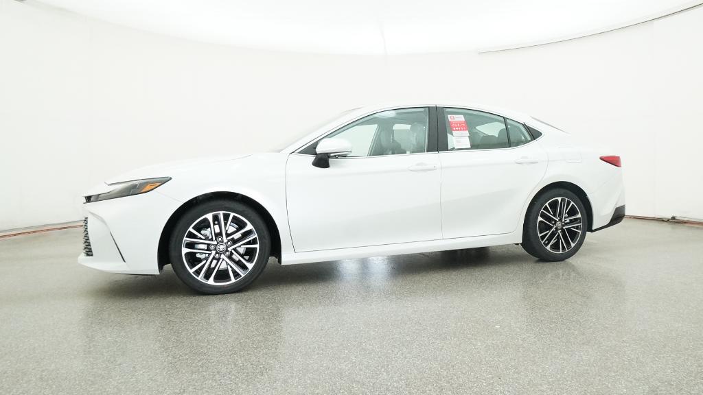 2026 Toyota Camry XLE photo 3