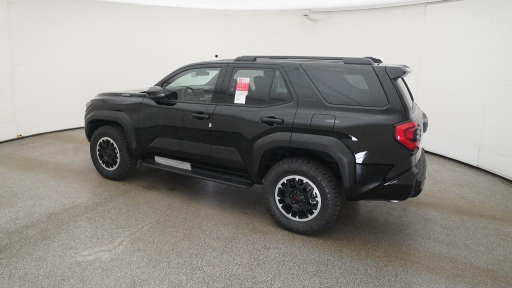 2025 Toyota 4Runner TRD Off-Road photo 3