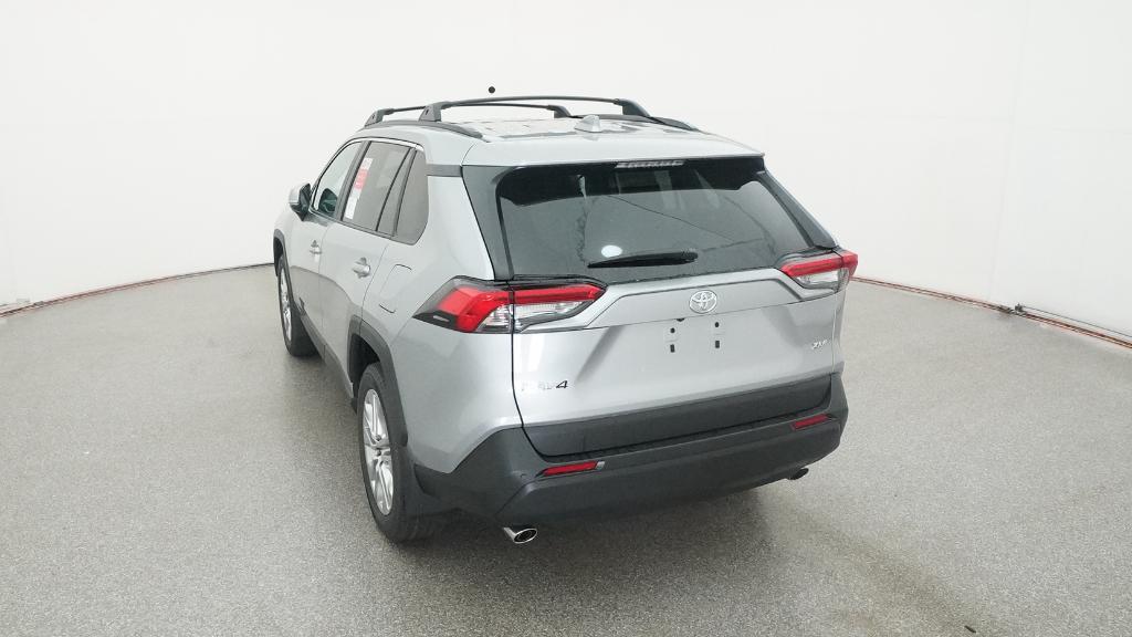 2025 Toyota RAV4 XLE Premium photo 3