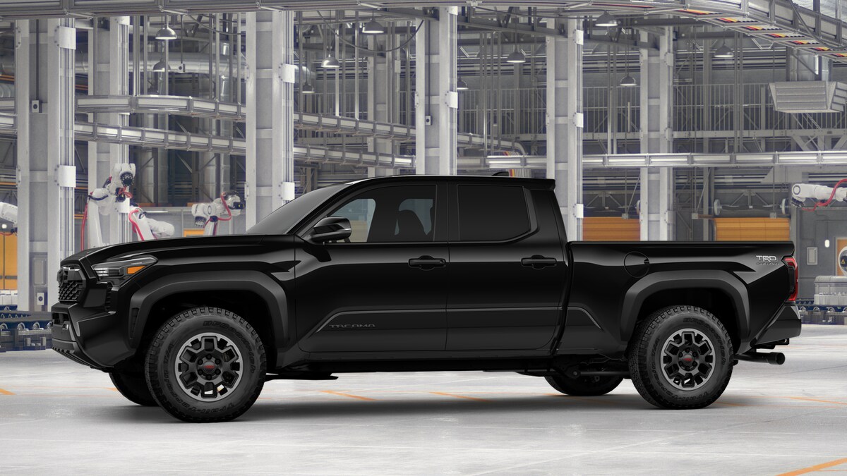 2026 Toyota Tacoma TRD Off-Road photo 3