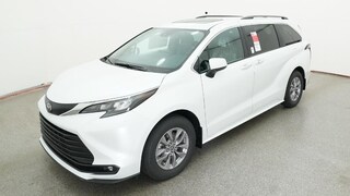 2026 Toyota Sienna XLE Van Passenger Van