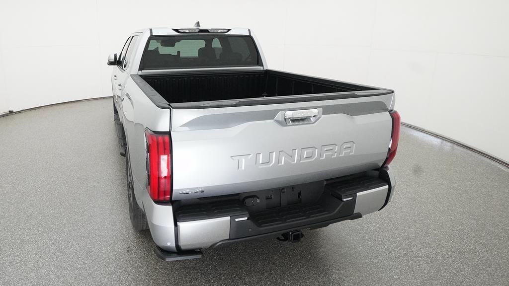 2025 Toyota Tundra Limited - Photo 28