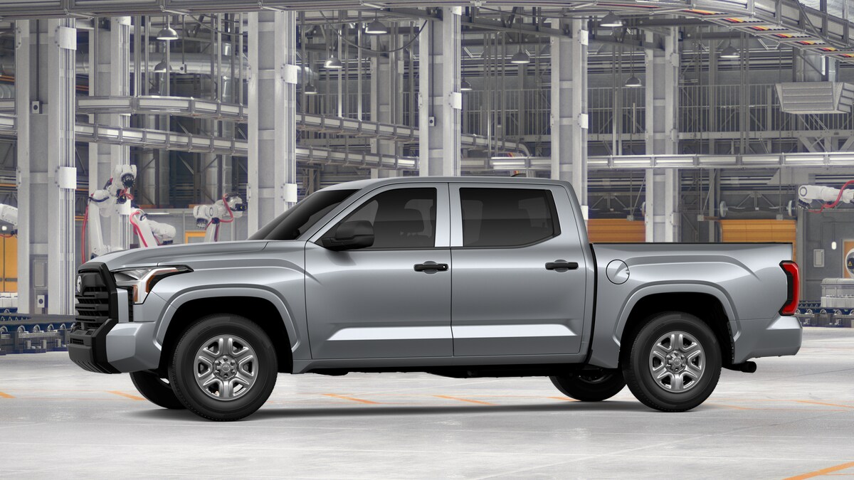 2026 Toyota Tundra SR CrewMax photo 3