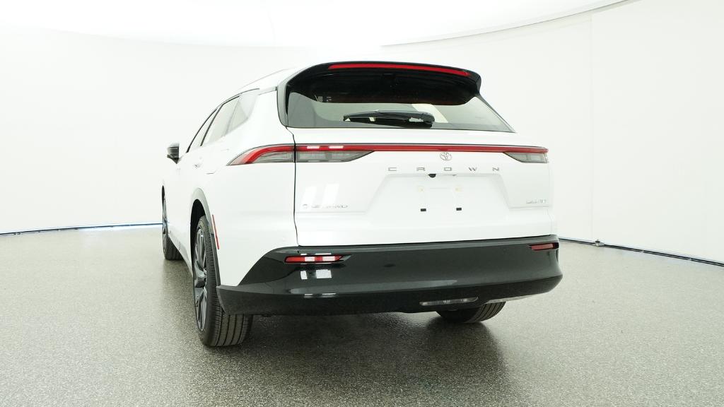 2025 Toyota Crown Signia Limited - Photo 80