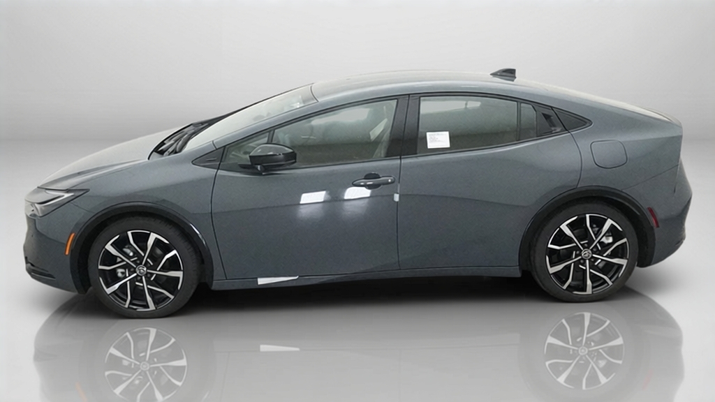 New 2026 Toyota Prius Plug-in Hybrid XSE PLUG-IN HYBRID