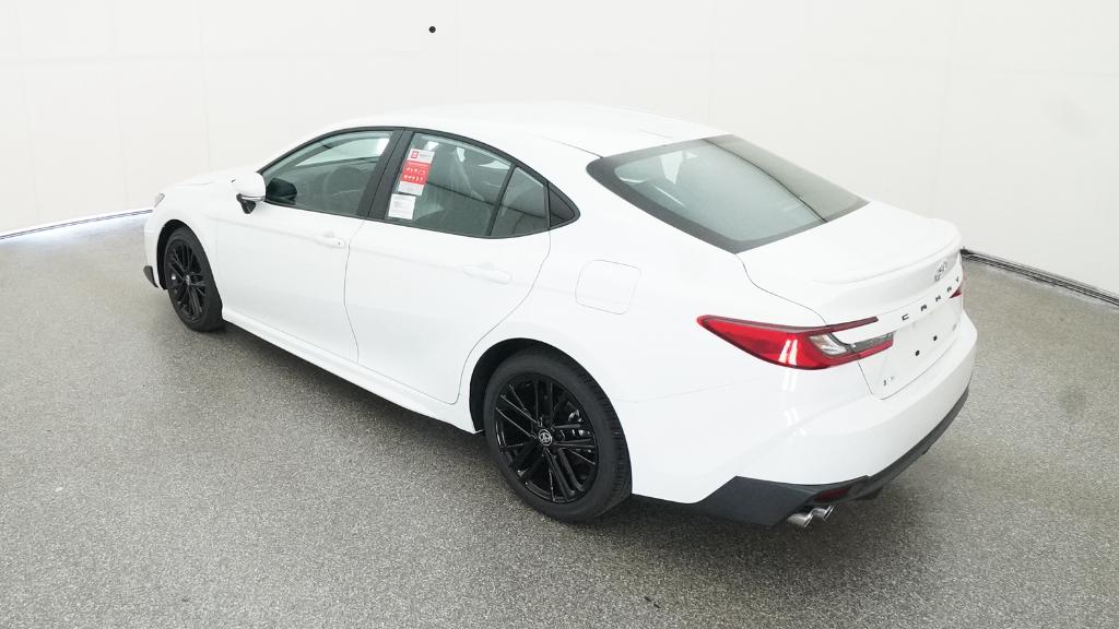 2026 Toyota Camry SE photo 3