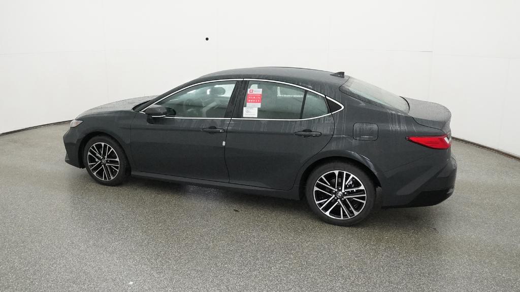 2026 Toyota Camry XLE photo 3