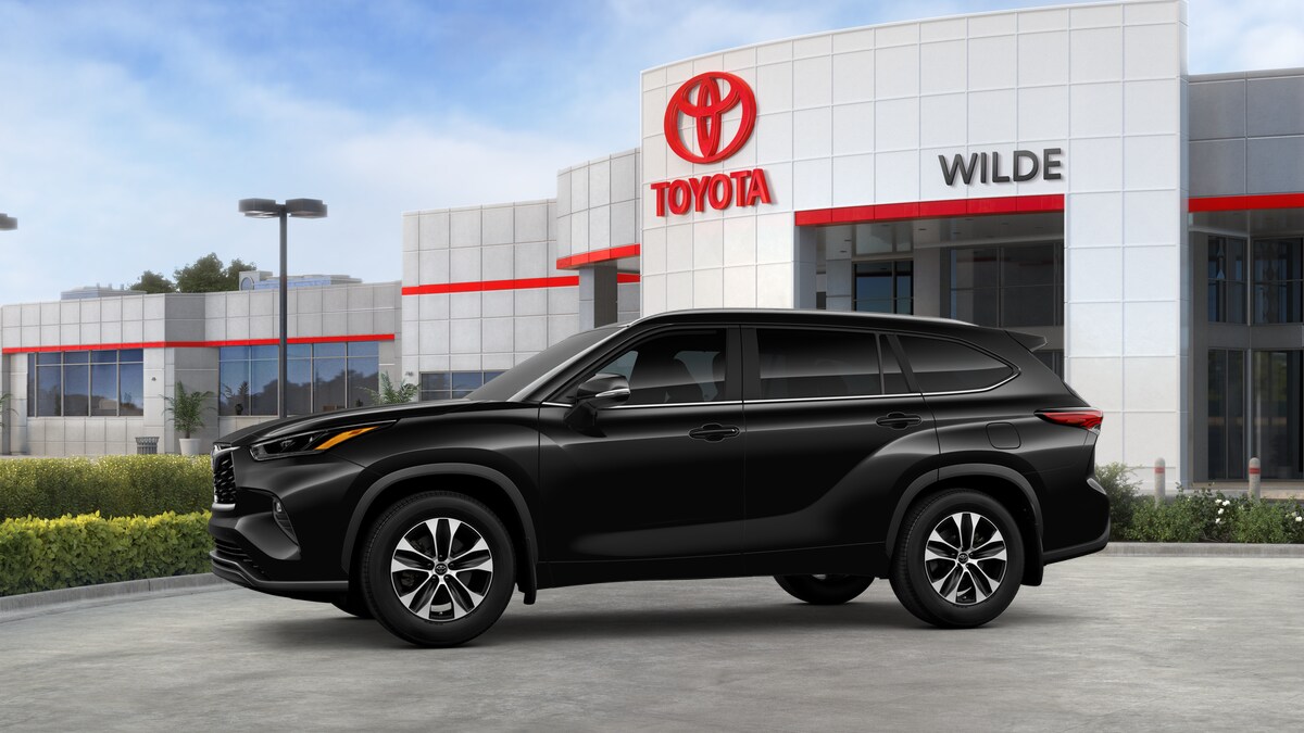 2025 Toyota Highlander XLE XSE Platinum Limited photo 4