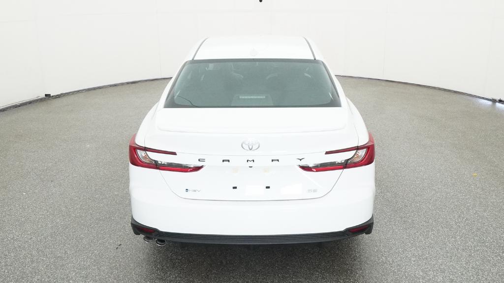 2026 Toyota Camry SE photo 4