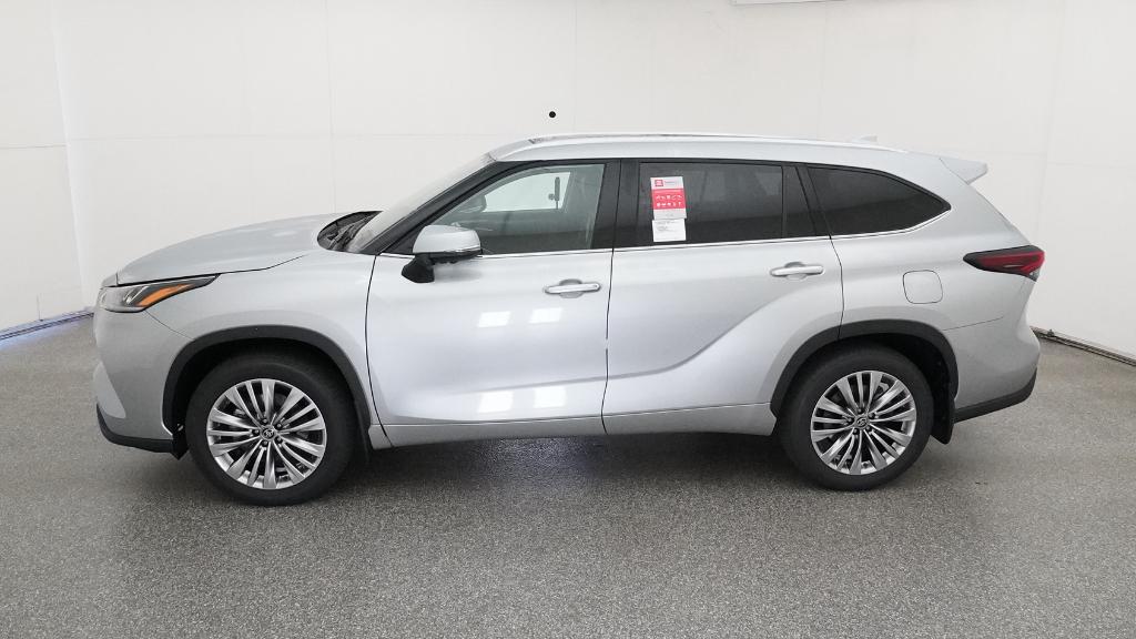 2025 Toyota Highlander XLE XSE Platinum Limited photo 2