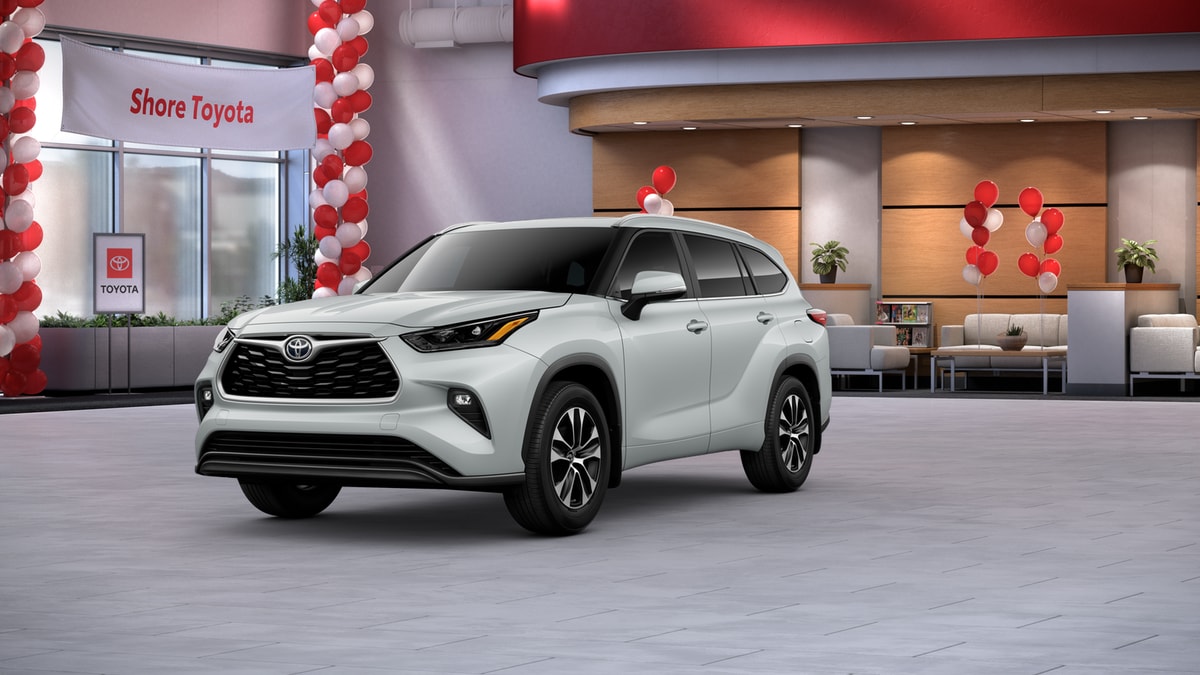 2025 Toyota Highlander XLE AWD 