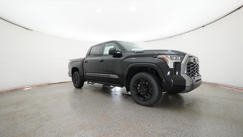 2025 Toyota Tundra Platinum - Photo 17
