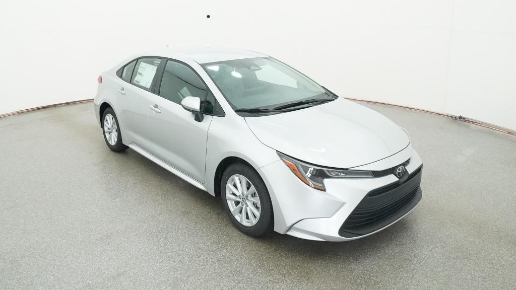 2026 Toyota Corolla LE photo 4
