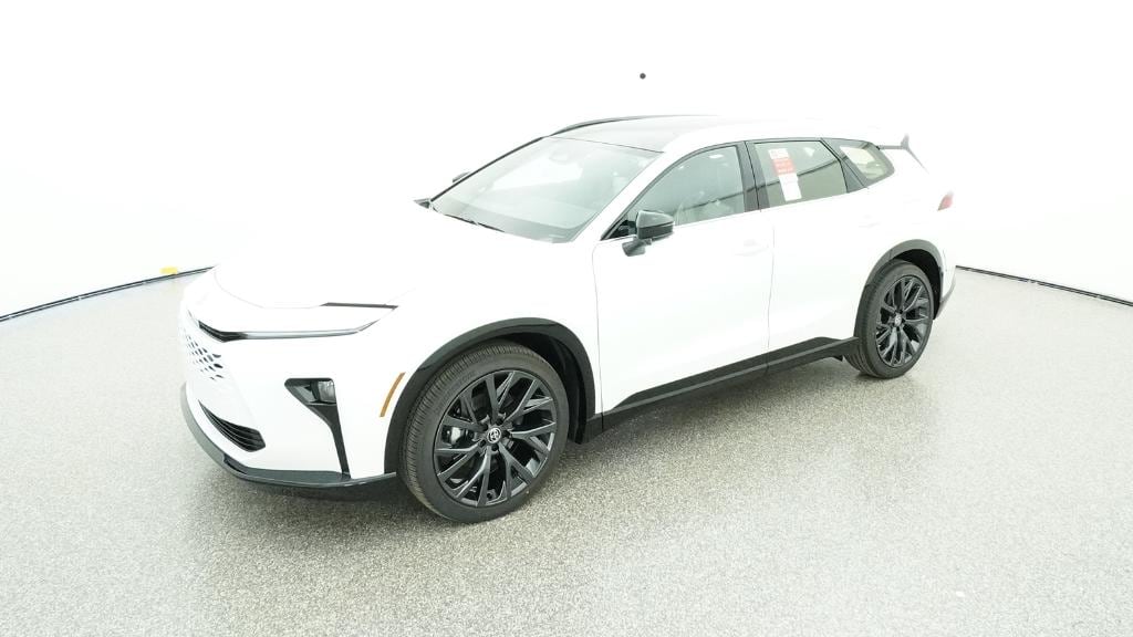 2025 Toyota Crown Signia Limited's photo