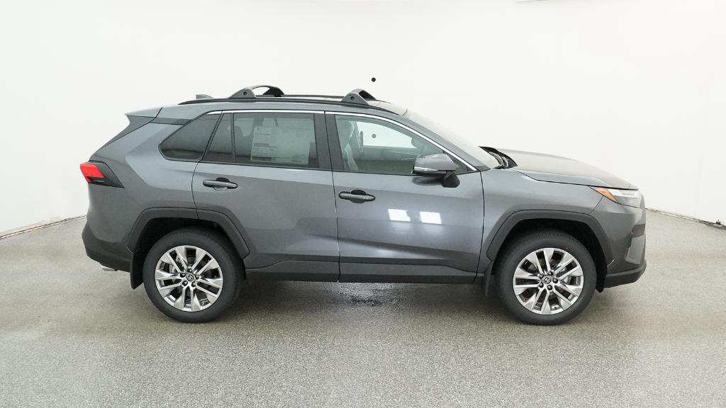 2025 Toyota RAV4 XLE Premium photo 3