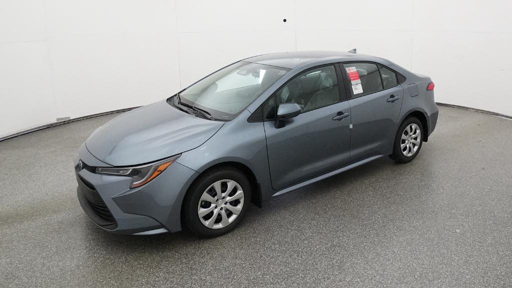 2026 Toyota Corolla LE's photo