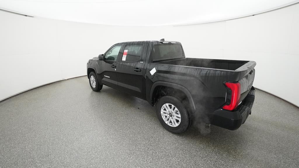 2025 Toyota Tundra SR5 - Photo 7