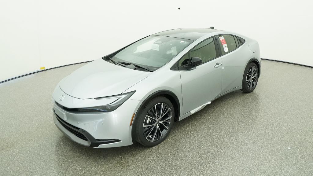 2026 Toyota Prius XLE's photo