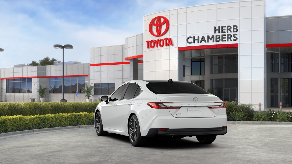 2026 Toyota Camry XLE - Photo 12