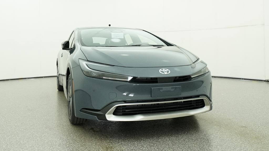2026 Toyota Prius Plug-in Hybrid SE - Photo 35