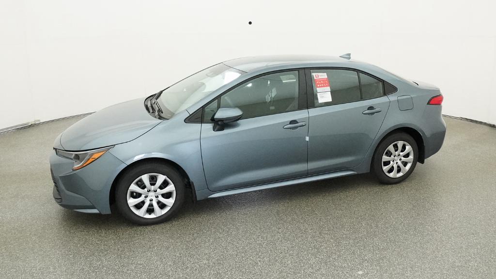 2026 Toyota Corolla LE photo 2