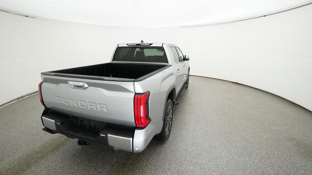 2025 Toyota Tundra Limited - Photo 26
