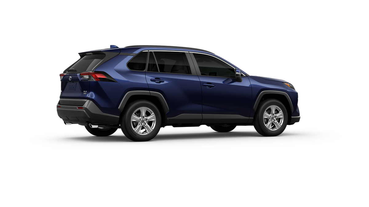 2025 Toyota RAV4 XLE photo 13