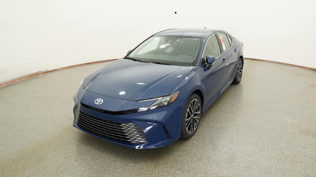 2026 Toyota Camry XLE - Photo 2