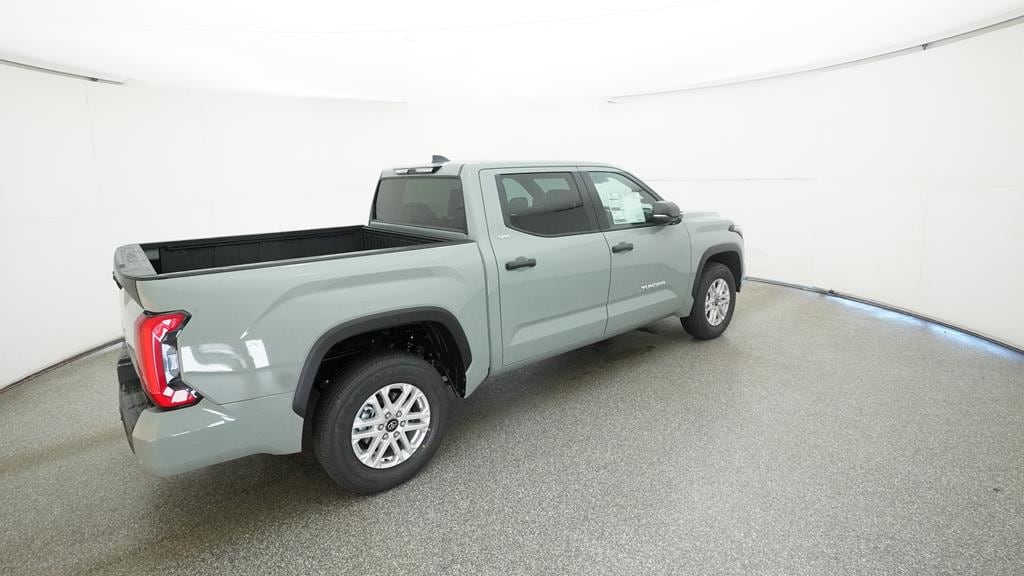 2025 Toyota Tundra SR5 - Photo 19