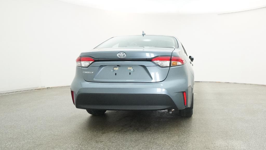 2026 Toyota Corolla LE photo 2