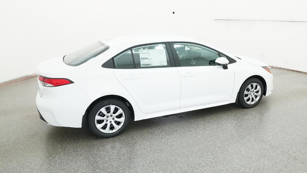 2026 Toyota Corolla LE photo 2