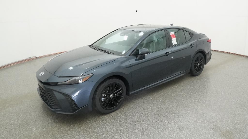 2026 Toyota Camry SE's photo