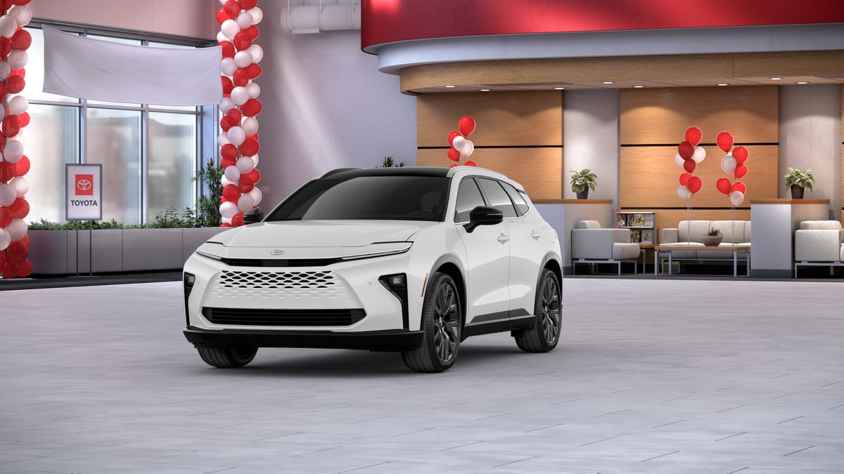 2025 Toyota Crown Signia Limited's photo