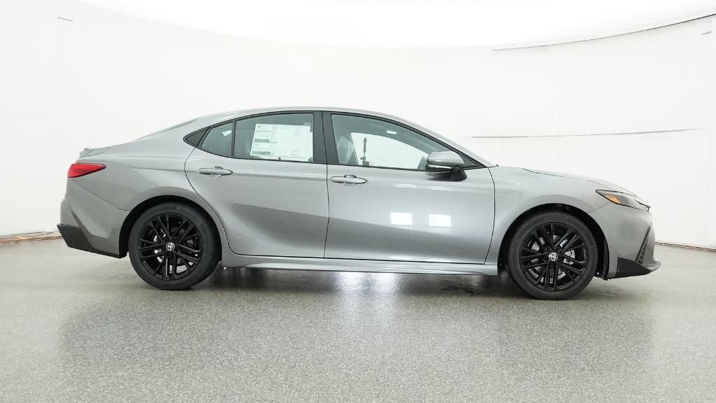 Used 2025 Toyota Camry SE Sedan