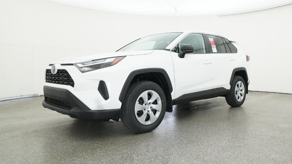 2025 Toyota RAV4 LE photo 4
