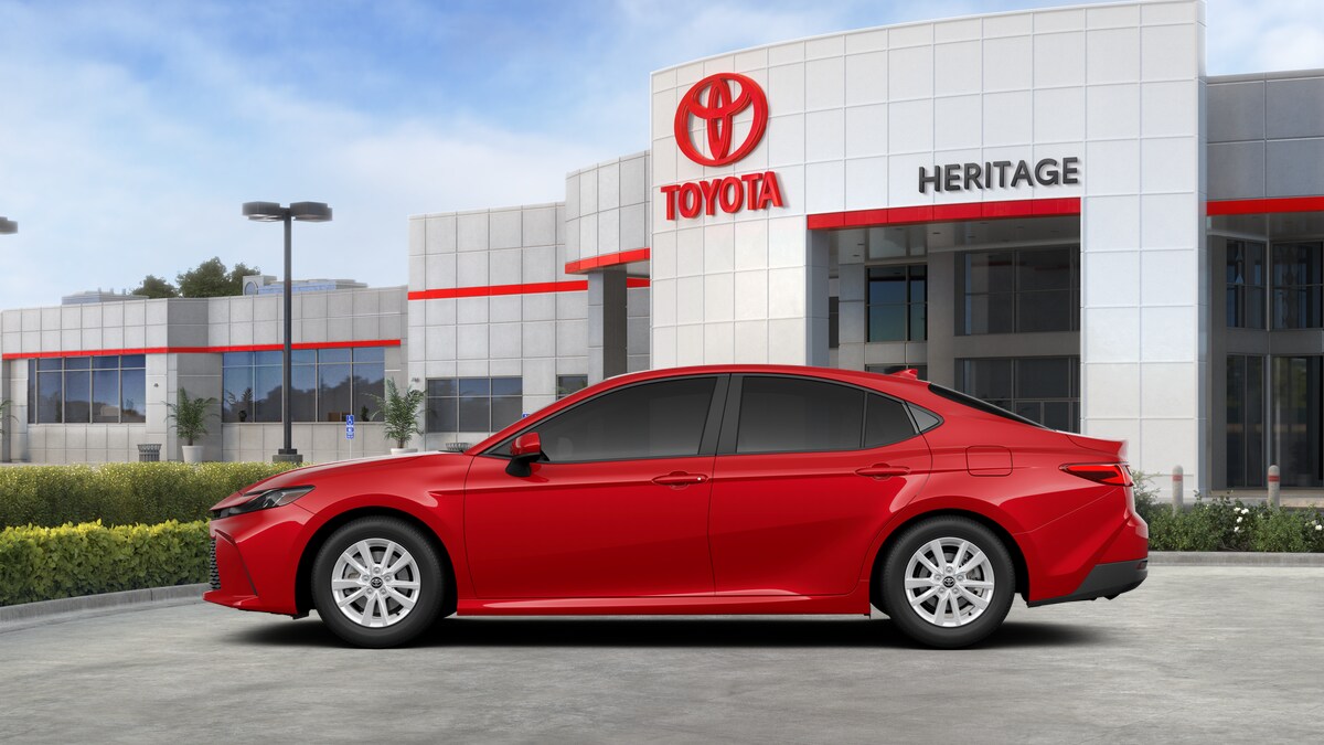 2026 Toyota Camry LE photo 3