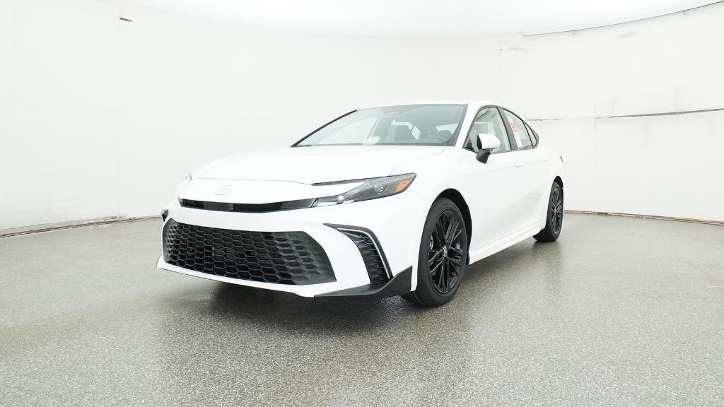 2026 Toyota Camry SE photo 4